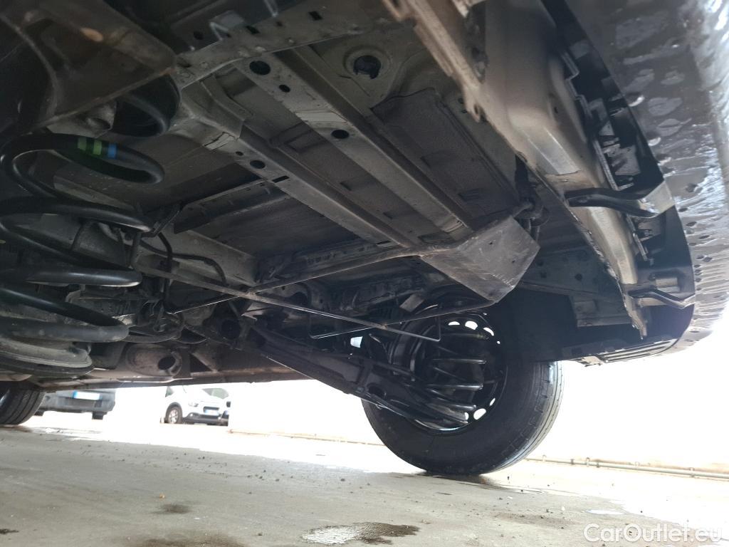  Citroen  Jumpy  Fourgon Club M 2.0 BlueHDi 120CV BVM6 E6dT #27