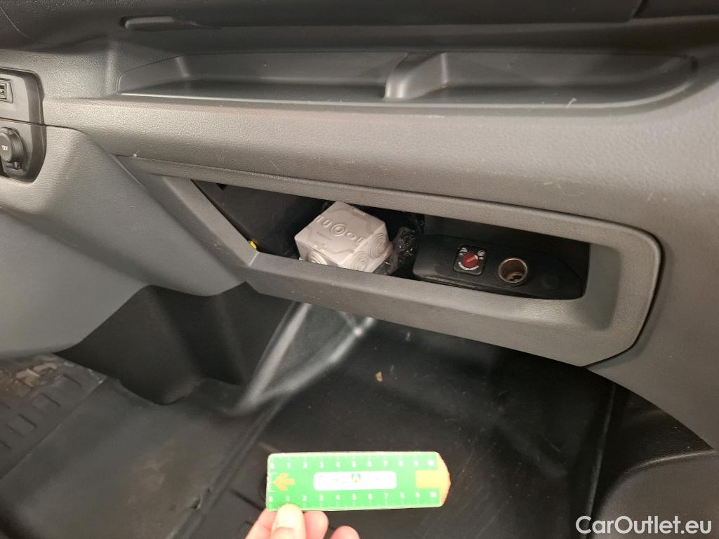  Opel  Vivaro OPEL  / 2019 / 4P / Fourgon tôlé 2.0 Diesel 150 ch Ptac aug L2 Pack Busin #17