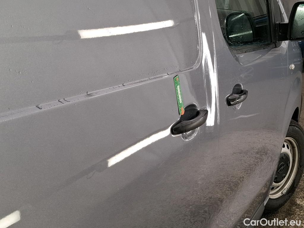  Opel  Vivaro OPEL  / 2019 / 4P / Fourgon tôlé 2.0 Diesel 150 ch Ptac aug L2 Pack Busin #8