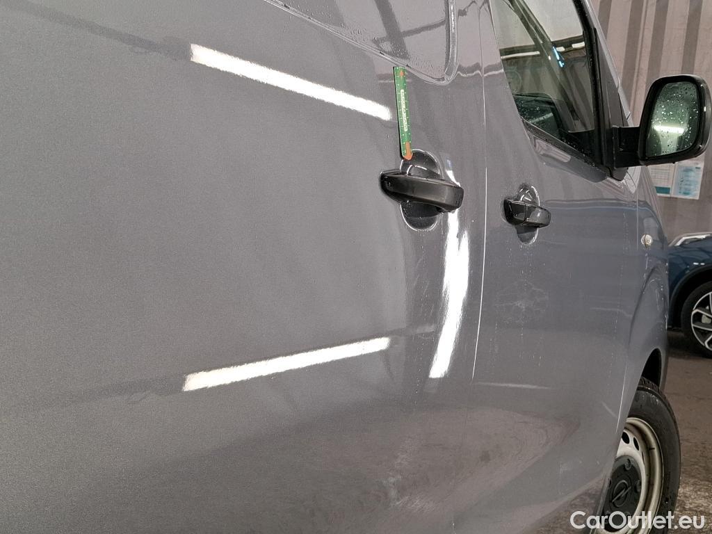  Opel  Vivaro OPEL  / 2019 / 4P / Fourgon tôlé 2.0 Diesel 150 ch Ptac aug L2 Pack Busin #9