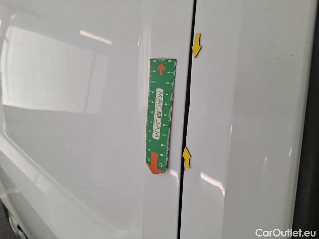  Renault  Kangoo  II Express Extra (Série Spéciale) 1.5 dCi 80CV BVM6 E6dT #12