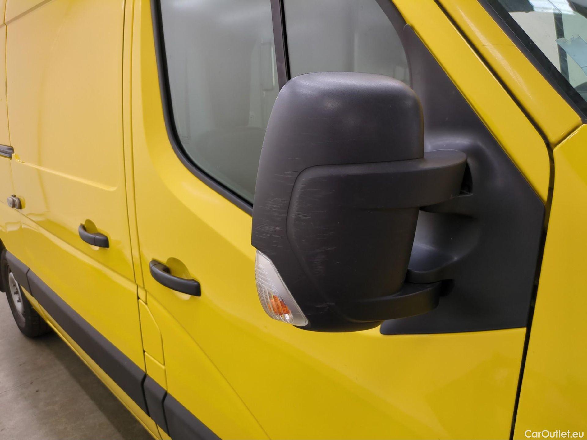 Renault  Master RENAULT  / 2019 / 4P / Fourgon tôlé FG Tr GCF F3500 L2H2 Energy dCi 150 #36