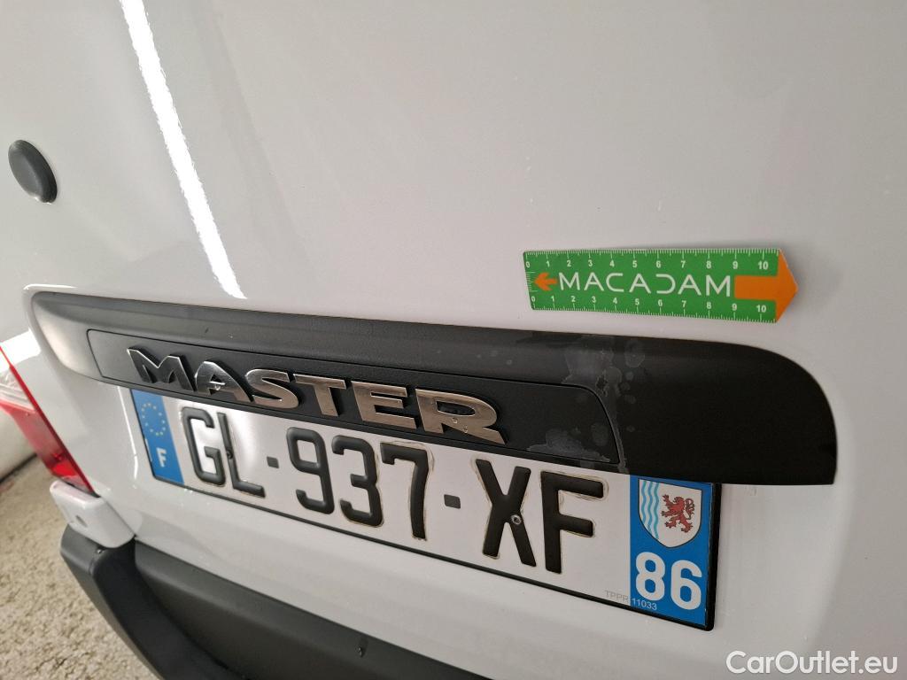  Renault  Master  III Fourgon L2H2 3 3 Grand Confort dCi 135CV BVM6 E6d #22