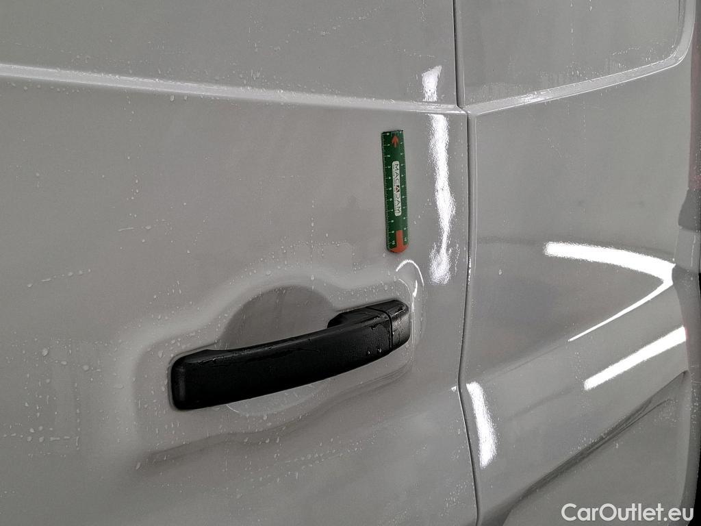  Renault  Trafic RENAULT  / 2021 / 4P / Fourgon tôlé FG CF L1H1 3T Blue dCi 150 EDC #9