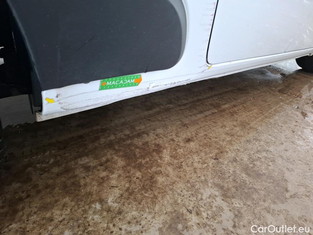  Renault  Kangoo RENAULT  Express / 2013 / 4P / Fourgonnette Gd Volume ExtraRLink - Blue dCi 95 #1
