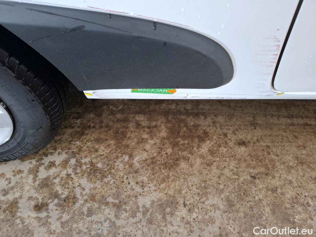  Renault  Kangoo RENAULT  Express / 2013 / 4P / Fourgonnette Gd Volume ExtraRLink - Blue dCi 95 #2