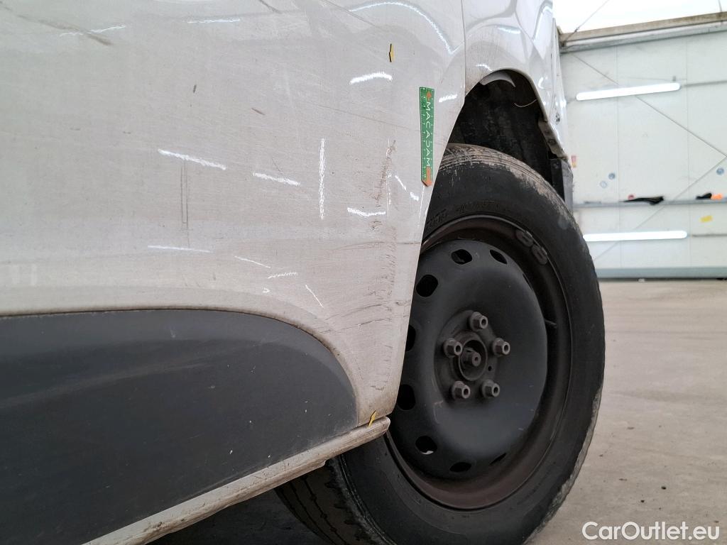  Renault  Trafic RENAULT  VU 4p Fourgon FG GCF L2H1 1300 dCi 120 #27