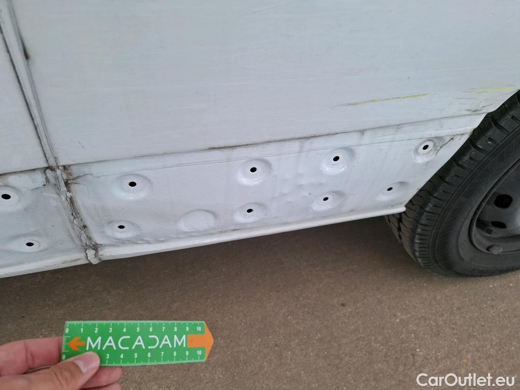  Renault  Trafic RENAULT  VU 4p Fourgon FG GCF L2H1 1300 dCi 120 #50