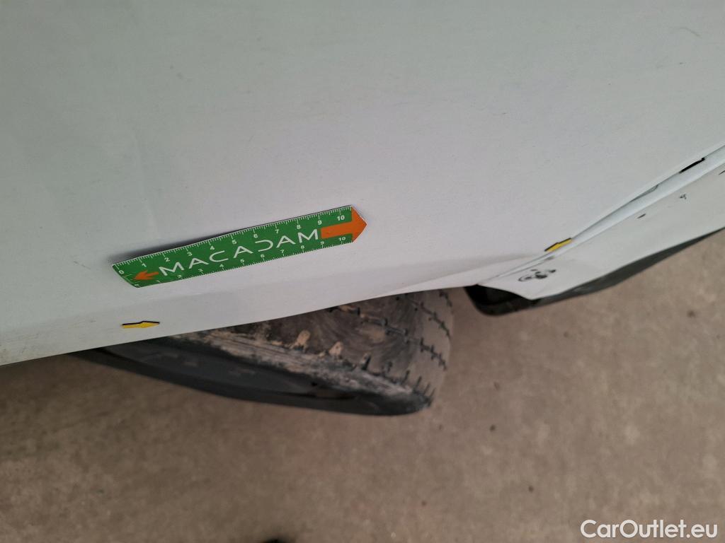  Renault  Trafic RENAULT  VU 4p Fourgon FG GCF L2H1 1300 dCi 120 #31