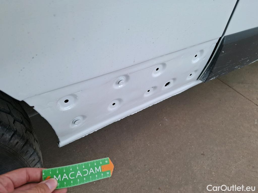  Renault  Trafic RENAULT  VU 4p Fourgon FG GCF L2H1 1300 dCi 120 #42