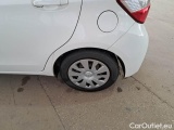  Toyota  Yaris TOYOTA  / 2017 / 5P / BERLINA 1.5 HYBRID COOL MY18 #19
