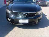  Volvo  XC 40 VOLVO XC40 / 2017 / 5P / SUV T2 MOMENTUM CORE #26