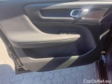 Volvo  XC 40 VOLVO XC40 / 2017 / 5P / SUV T2 MOMENTUM CORE #74