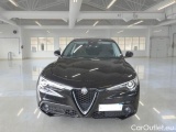  Alfa Romeo   STELVIO ALFA ROMEO / 2017 / 5P / SUV 2.2 TURBO DIESEL 190CV BUSINESS AT8 Q4 #6
