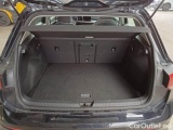  Volkswagen  Golf  VOLKSWAGEN / 2019 / 5P / BERLINA 1.5 ETSI EVO ACT 96KW LIFE DSG #94