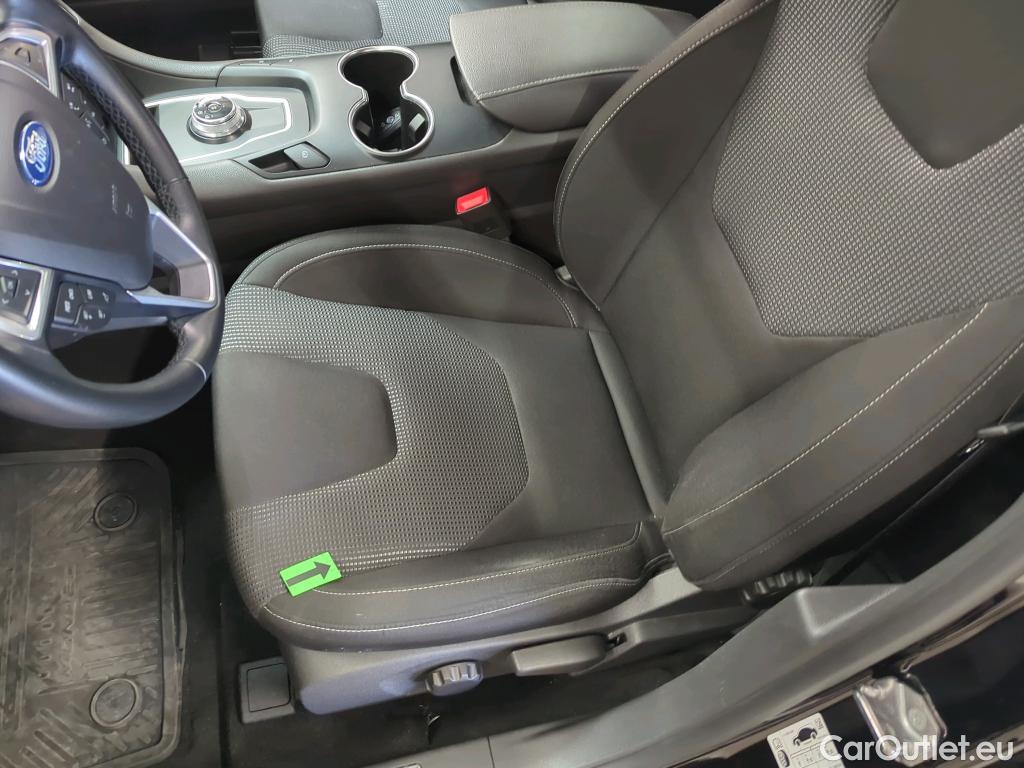  Ford  Mondeo 2.0 EcoBlue 190CP Titanium A8 AWD #45