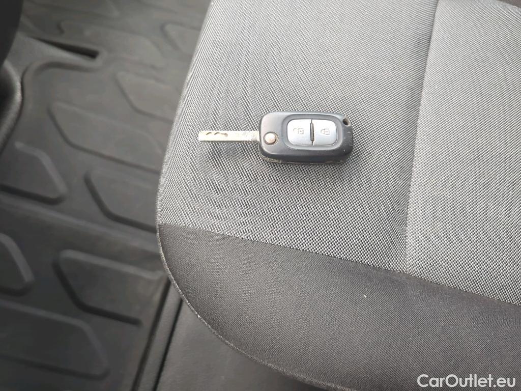  Renault  Master 2.3 Blue dCi 135CP Tractiune L3H2 #9