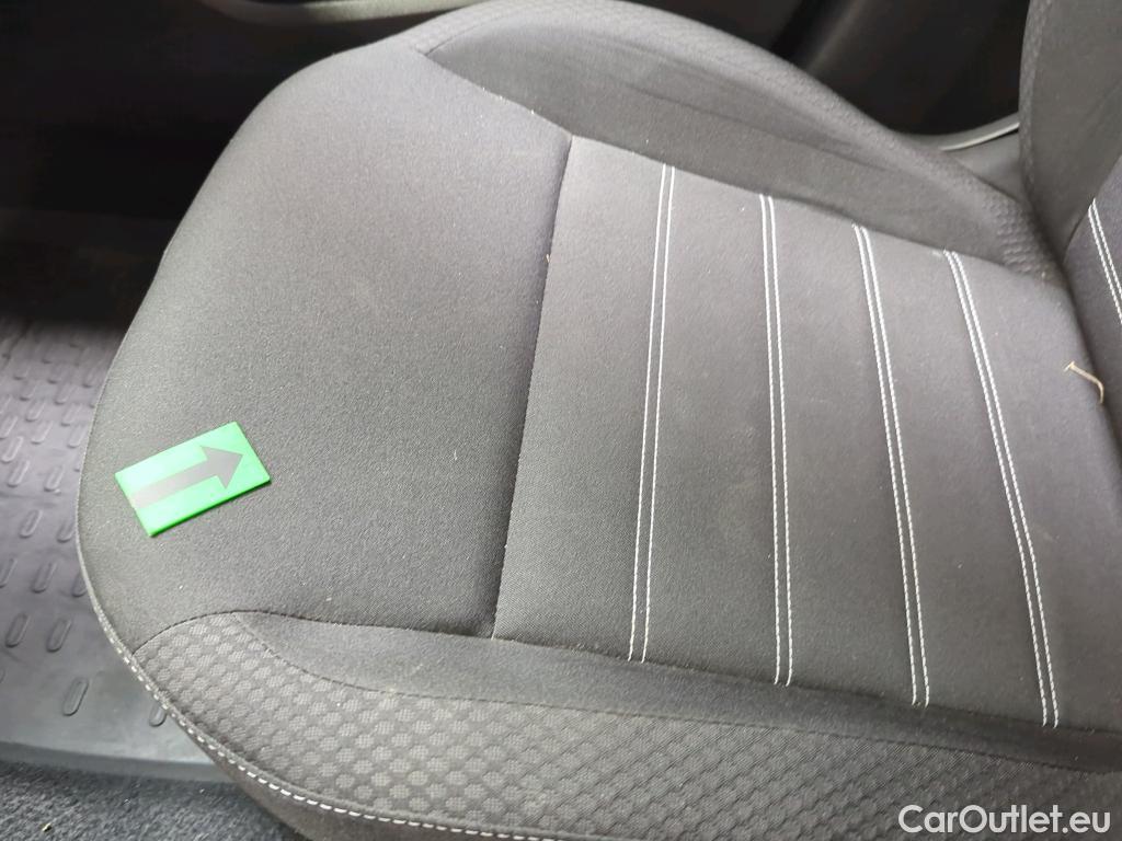  Dacia  Duster 1.5 Blue dCi 115CP Comfort 4WD #4