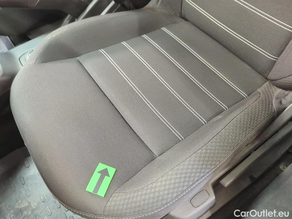 Dacia  Duster 1.5 Blue dCi 115CP Comfort 4WD #6