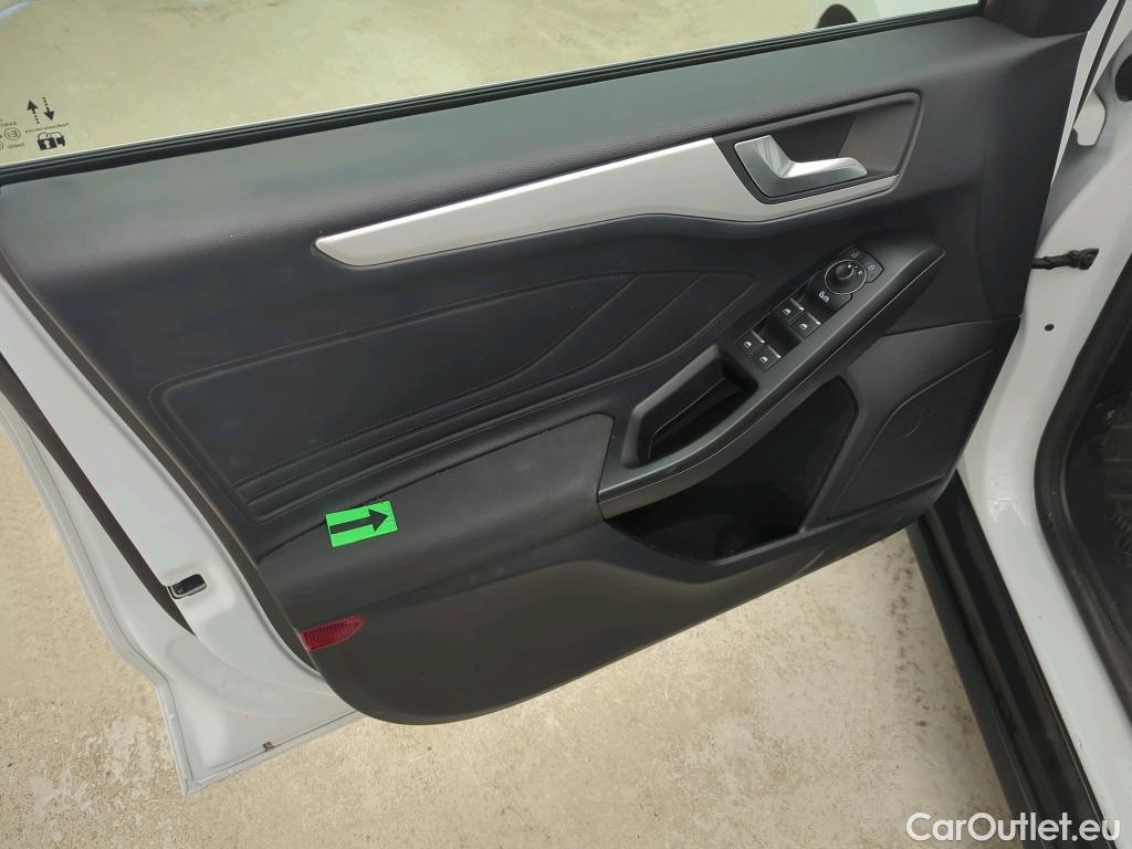  Ford  Focus 1.0 EcoBoost 125CP Trnd Connected Wgn A8 #25