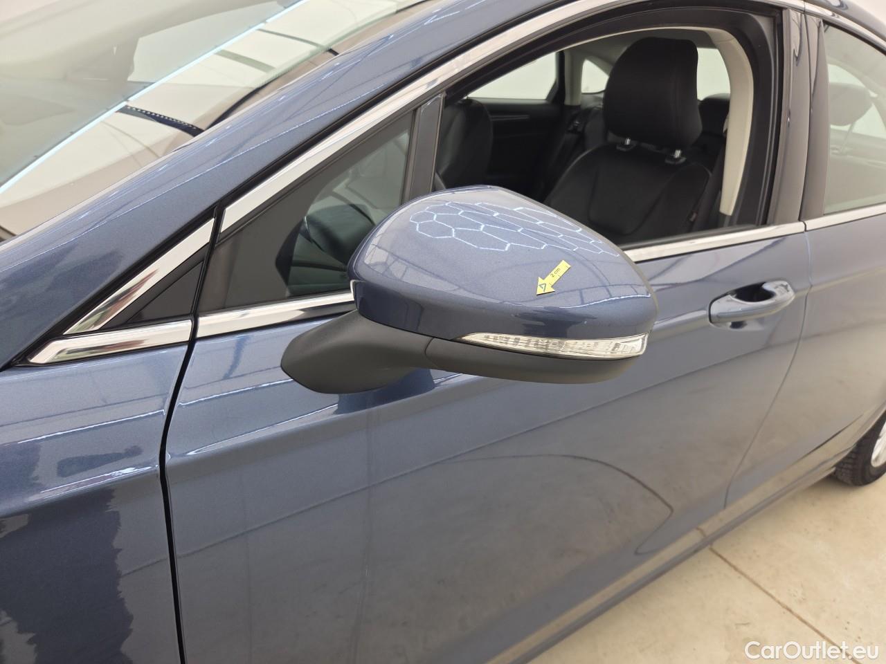  Ford  Mondeo 2.0 Hybrid Titanium ECVT #11