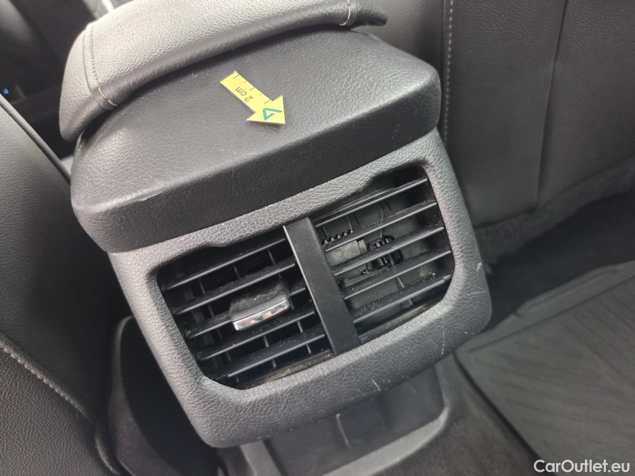  Ford  Mondeo 2.0 Hybrid Titanium ECVT #64