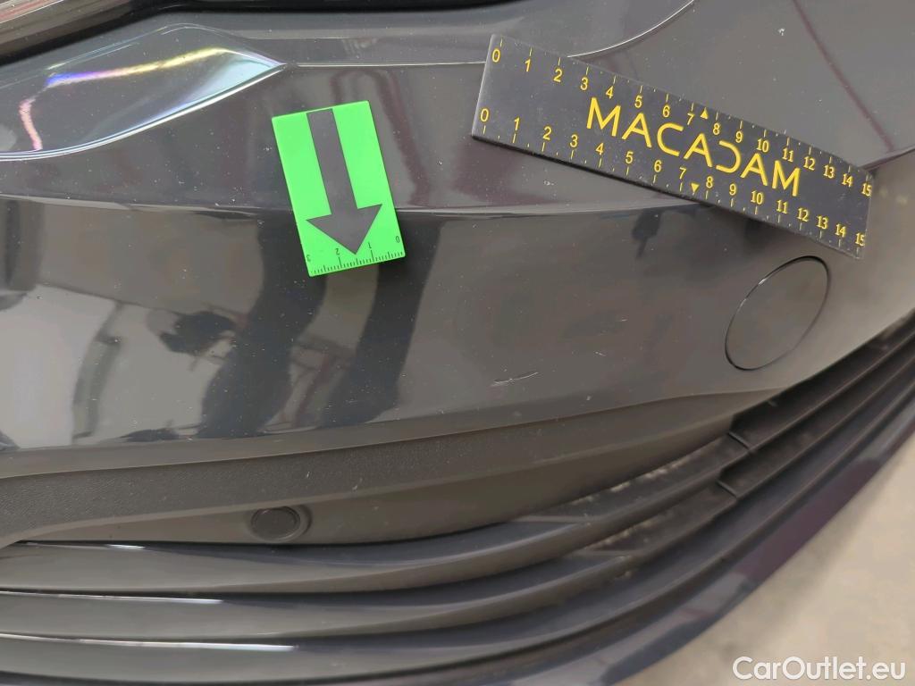 Volkswagen  Golf  Life 1.0 eTSI DSG mild-Hybrid #9