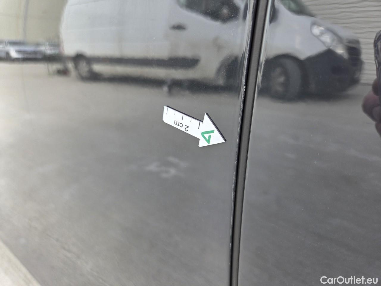  Volkswagen  Golf  Life 1.0 TSI #3