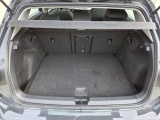  Volkswagen  Golf  Life 1.0 TSI #9