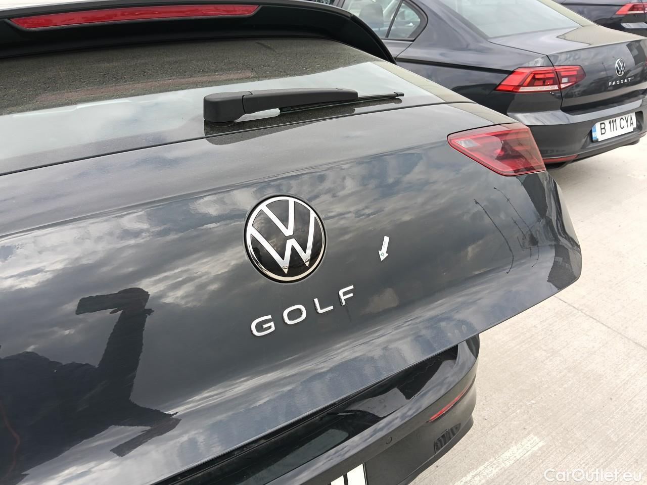  Volkswagen  Golf  Life 1.0 TSI #22