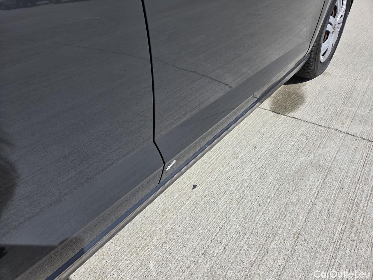 Volkswagen  Polo 1.0 80CP Trendline #22