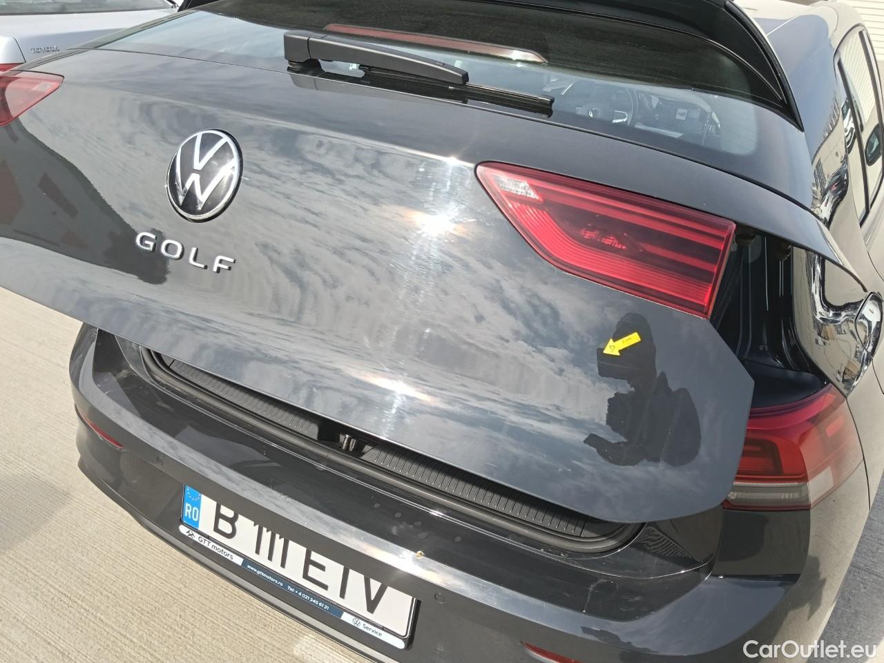  Volkswagen  Golf  Life 1.0 TSI #31