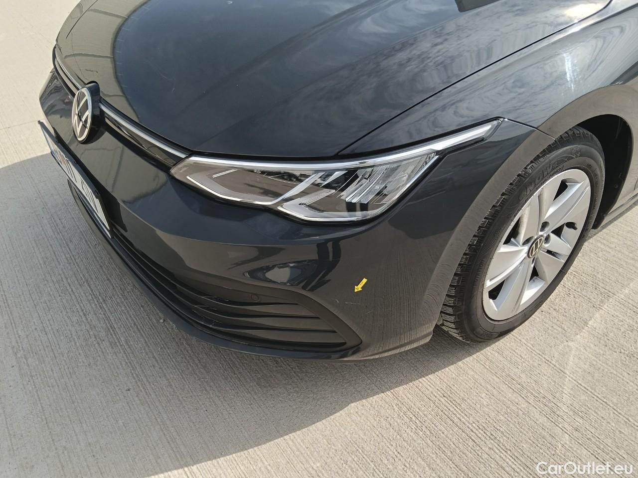 Volkswagen  Golf  Life 1.0 TSI #9