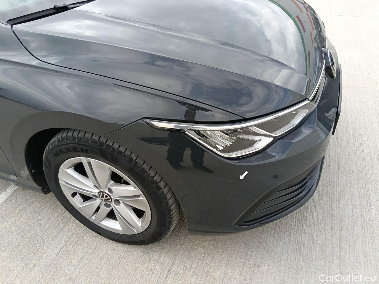  Volkswagen  Golf  Life 1.0 TSI #9