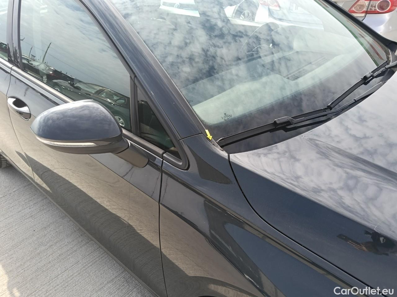  Volkswagen  Golf  Life 1.0 TSI #21