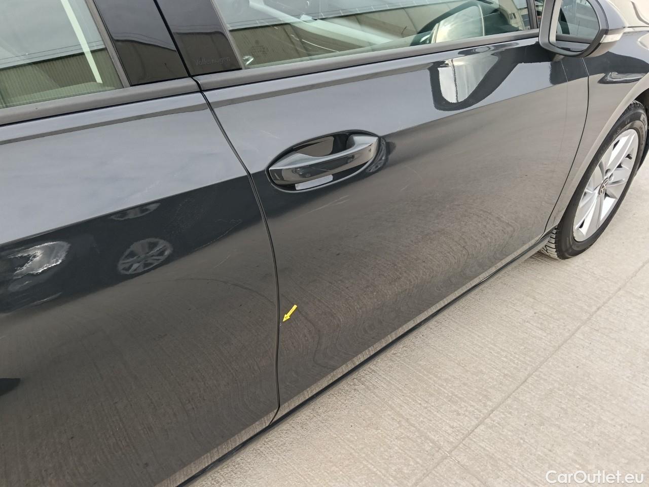  Volkswagen  Golf  Life 1.0 TSI #23