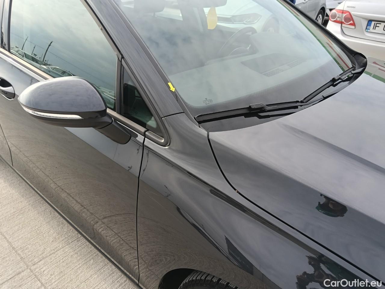  Volkswagen  Golf  Life 1.0 TSI #15