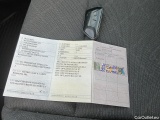  Volkswagen  Golf  Life 1.0 TSI #8