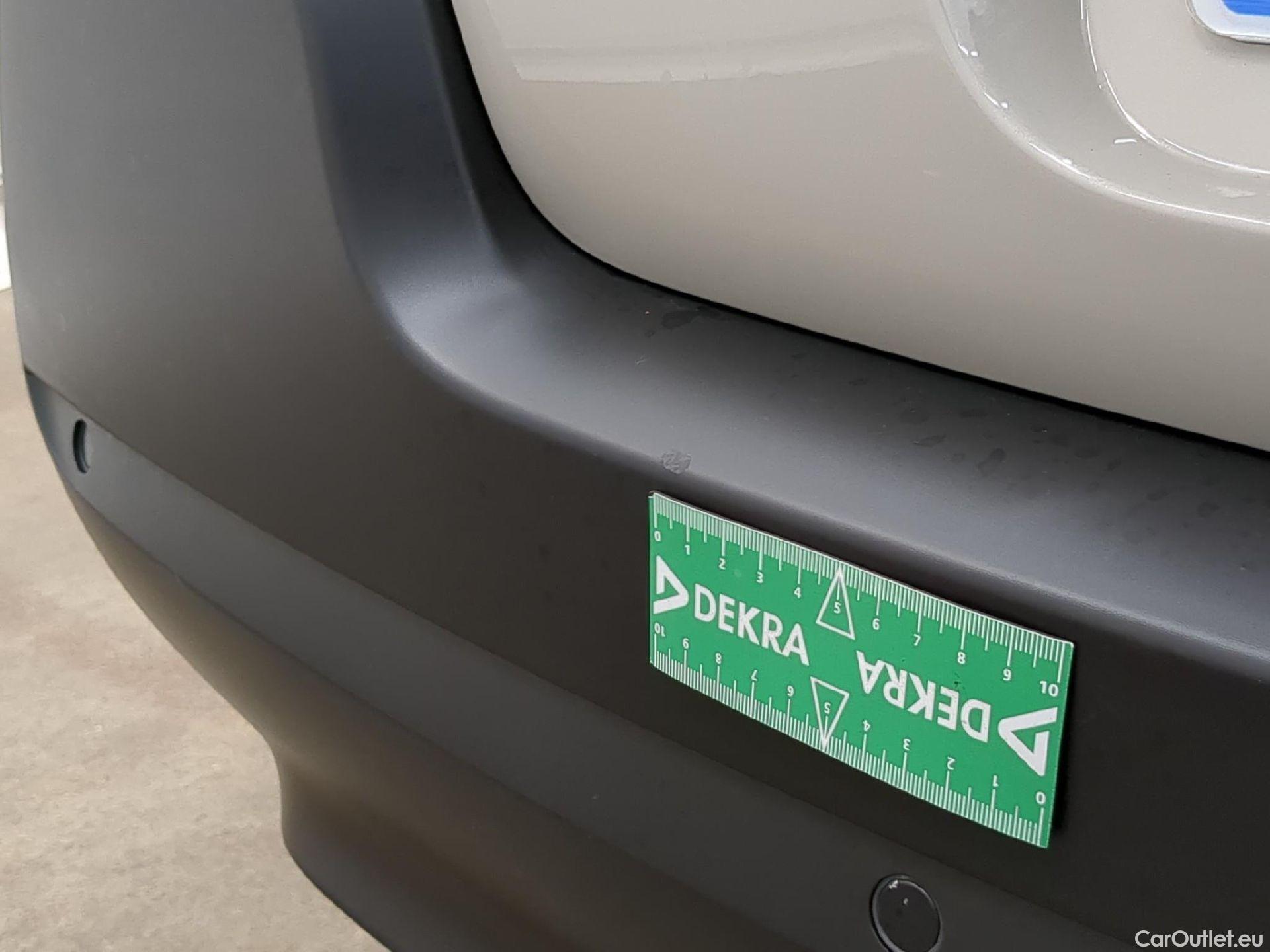  Citroen  C3  Feel 1.5 BlueHDI 100CV BVM6 E6d #9