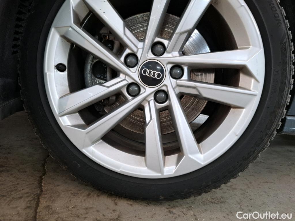  Audi  A3 AUDI  Sportback / 2020 / 5P / Berline 40 TFSI e 204 S Tronic Business Line / VO RECONDITIONNE - PHOTOS AVANT RECONDITIONNEMENT #14