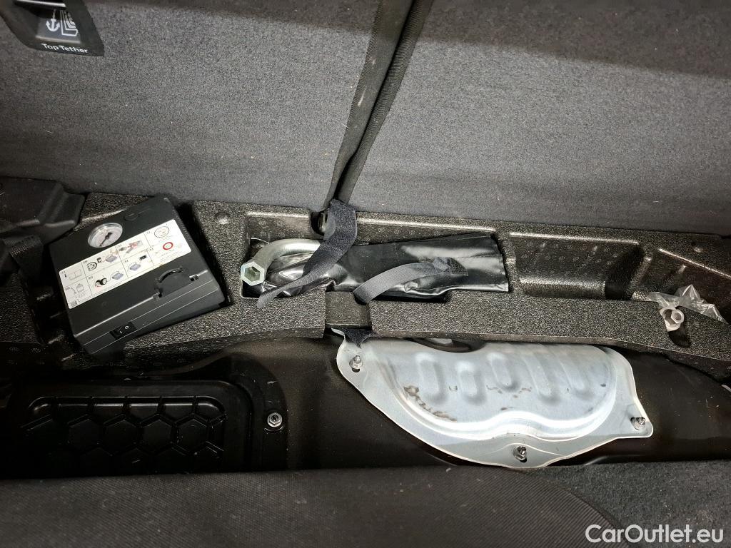  Audi  A3 AUDI  Sportback / 2020 / 5P / Berline 40 TFSI e 204 S Tronic Business Line / VO RECONDITIONNE - PHOTOS AVANT RECONDITIONNEMENT #10