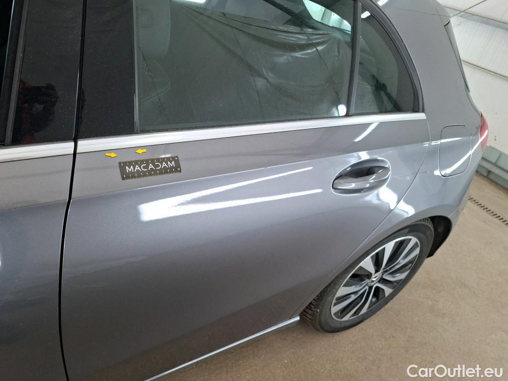 Mercedes  A-Klasse MERCEDES-BENZ Classe A Compact / 2018 / 5P / Berline A 180 Business Line #25