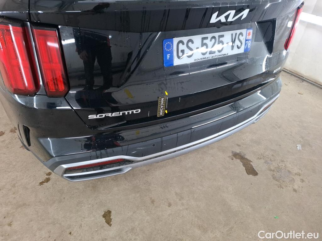  KIA  Sorento KIA  / 2020 / 5P / SUV 1.6 T-GDI PHEV 4WD ACTIVE AUTO 7-SEATS #1