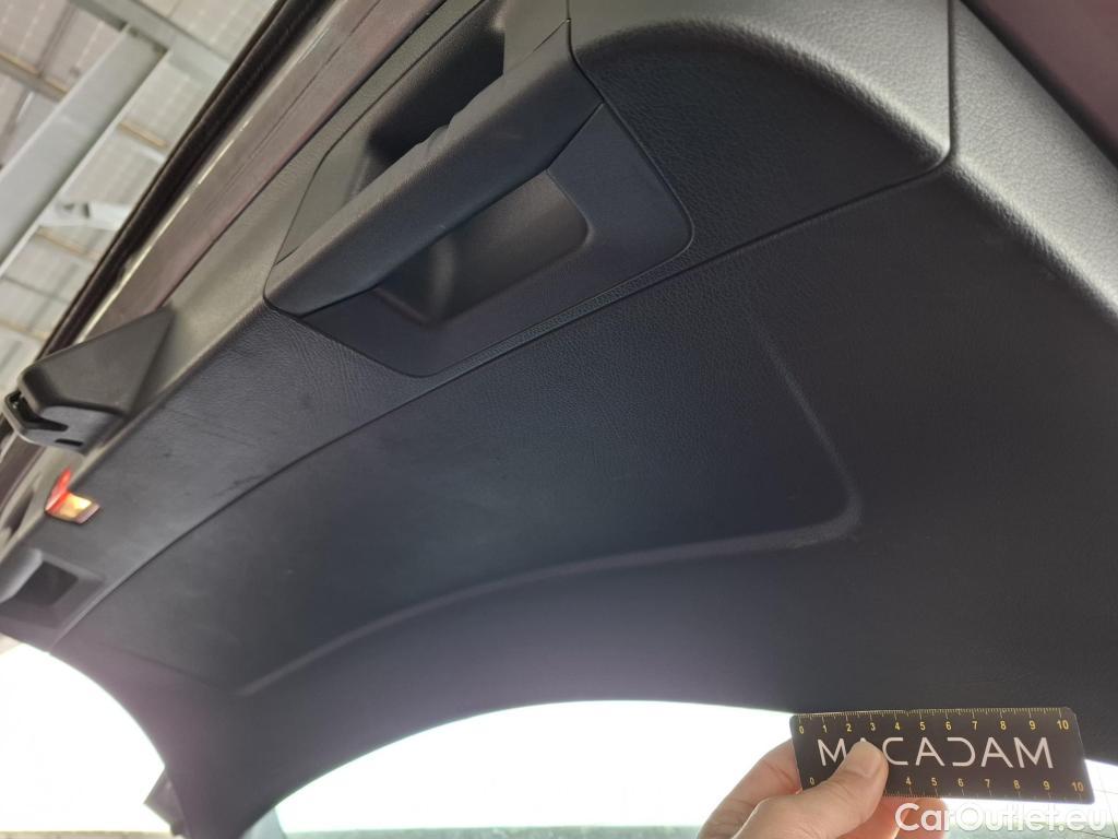  Mercedes  A-Klasse MERCEDES-BENZ Classe A Compact / 2018 / 5P / Berline A 180 Business Line #42