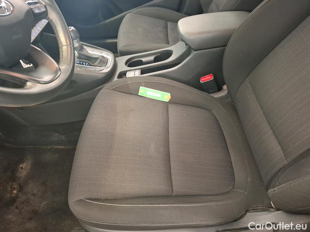  Hyundai  Konna Kona Business Hybrid 2WD 1.6 GDI 140CV BVA6 E6d #40