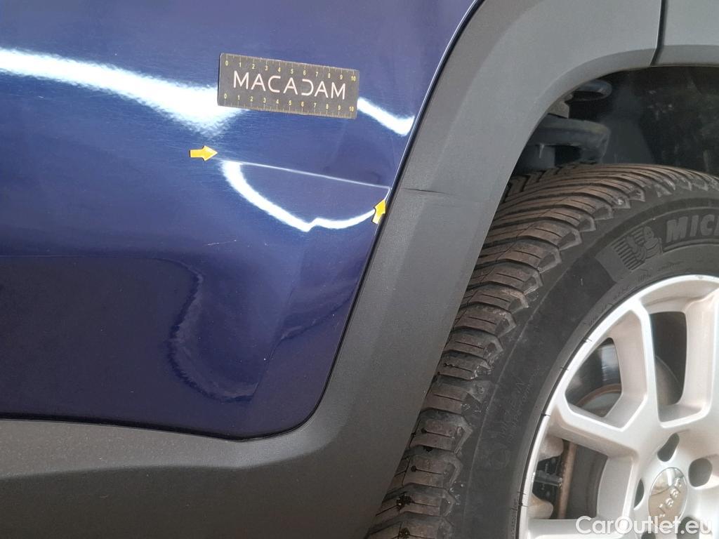  Jeep  Patriot JEEP Renegade / 2018 / 5P / SUV 1.3 GSE T4 190 4xe Limited #2