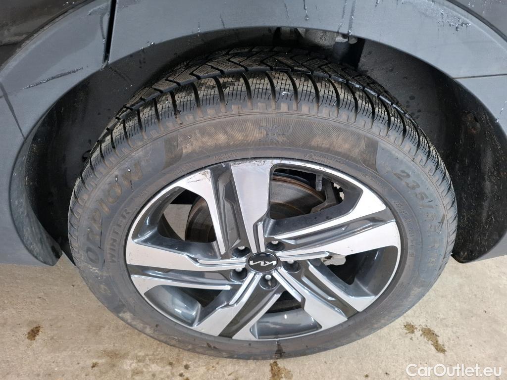 KIA  Sorento KIA  / 2020 / 5P / SUV 1.6 T-GDI PHEV 4WD ACTIVE AUTO 7-SEATS #15
