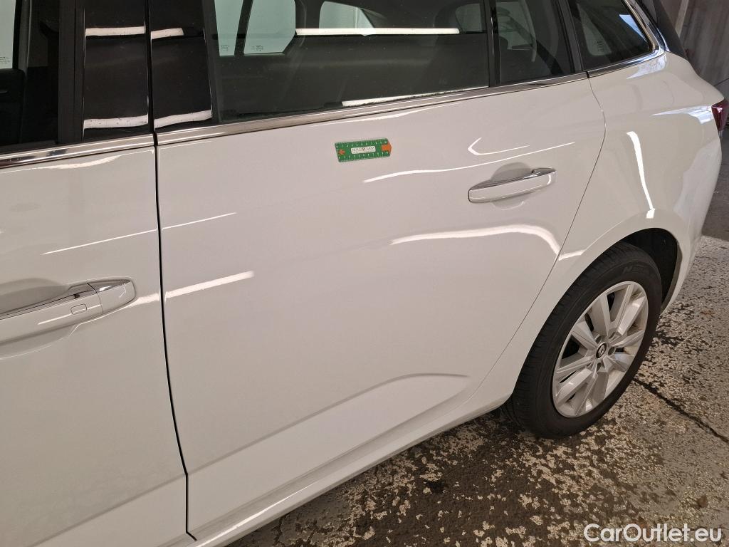  Renault  Megane  IV Estate Business 1.5 dCi 115CV BVM6 E6d / VO RECONDITIONNE / PHOTOS AVANT RECONDITIONNEMENT #9