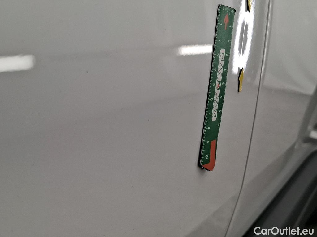  Peugeot  3008  Active Business 1.2 PureTech 130CV BVA8 E6d #2