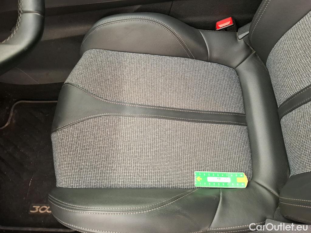  Peugeot  3008  Allure Business 1.2 PureTech 130CV BVA8 E6d #13